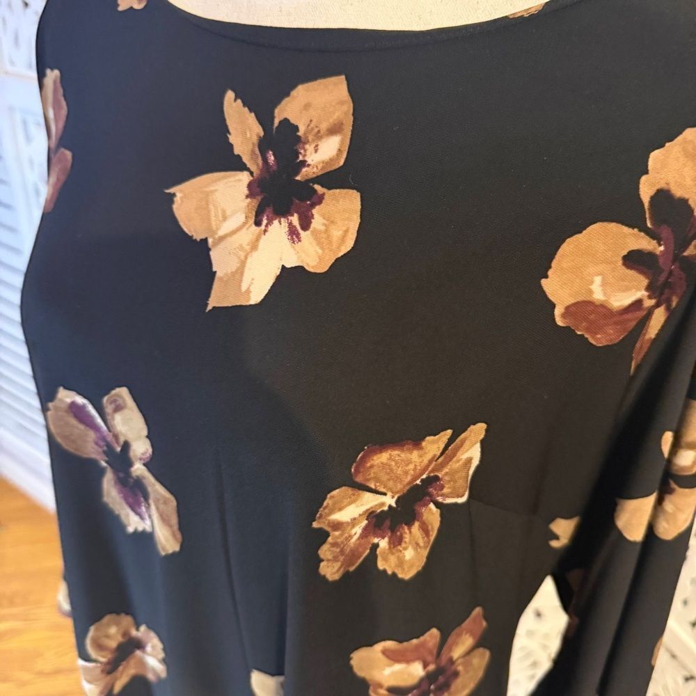 NWT Tommy Hilfiger Chic Floral Long Sleeve Dress in Black and Brown Sz 16 - Picture 3 of 6